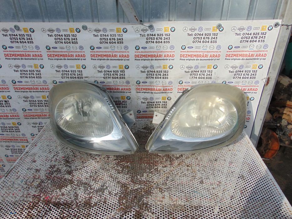 Far Opel Vivaro 2001-2013 faruri stanga dreapta Renault Trafic 2001-2013
