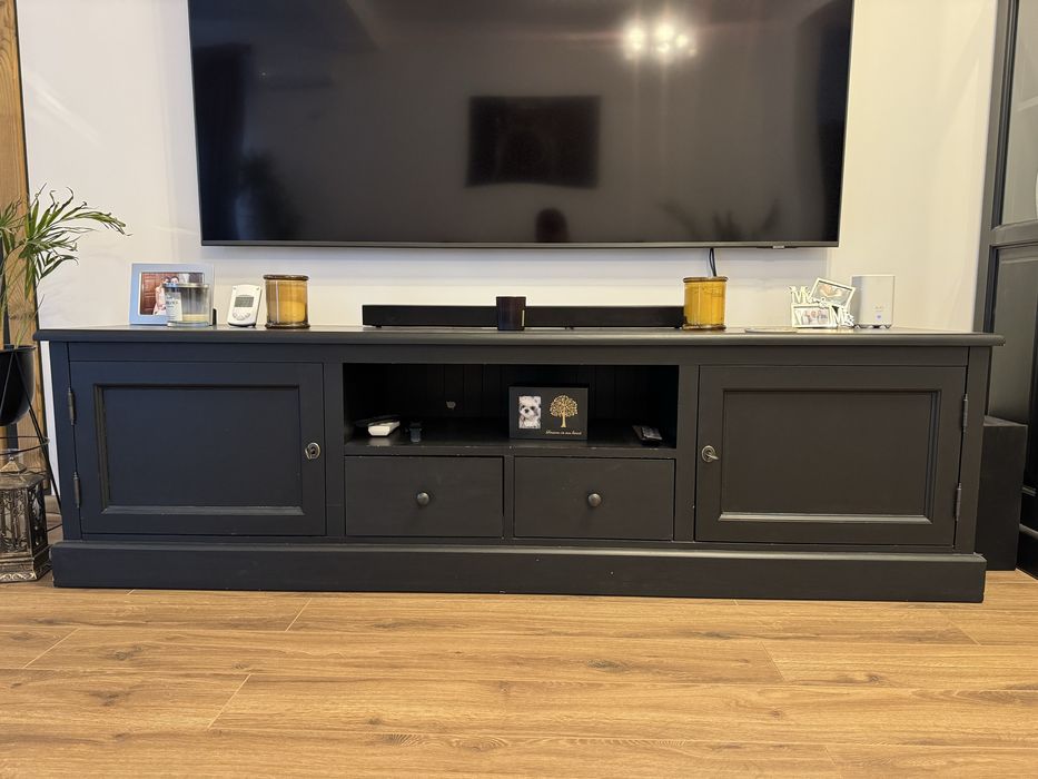 Comoda TV si vitrina