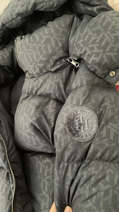 Geacă Tommy Hilfiger Bleumarin