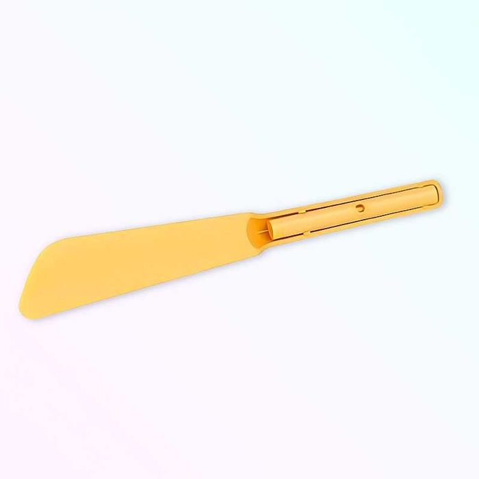 Шпатула за палачинки с ролер практичен помощник за перфектни палачинки