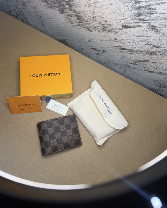 Портфейли Louis Vuitton