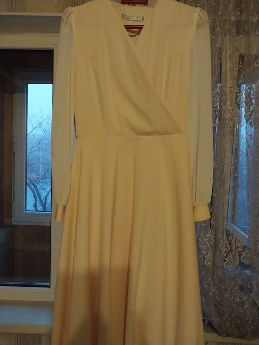 Женская нарядная  одежда