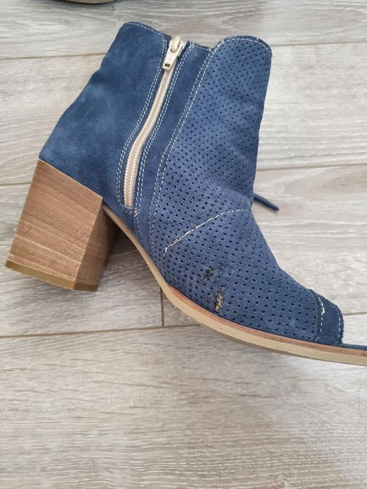 Дамски обувки  от естествен велур