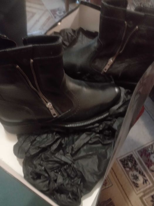 Cizme scurte de piele barbati