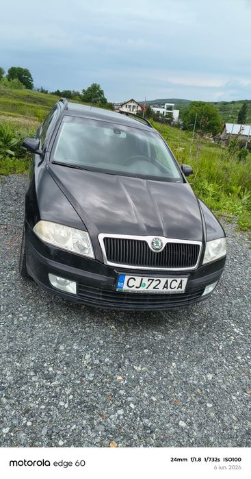 Skoda Octavia 2 cu motor defect(cod motor BLS 1.9 TDI 105cai))