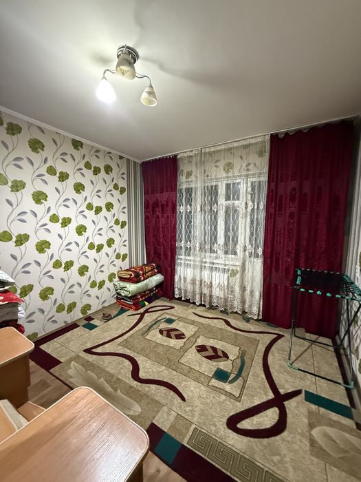 Продается кв в 8мкр улучшенка