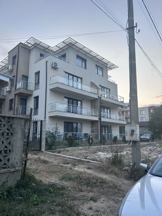 Продава се Двустаен апартамент в Бяла - 78 кв.м за 1090 €/кв.м - Снимка #2