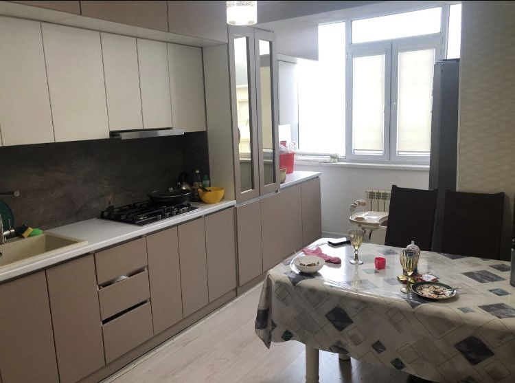 Продам квартиру 3х комнатную
