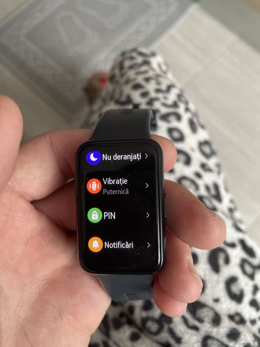Ceas Huawei nou fara cutie
