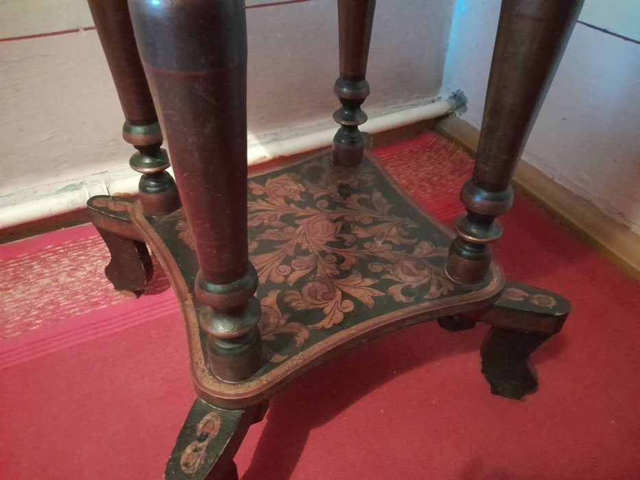 Антикварный стол 1930-х годов