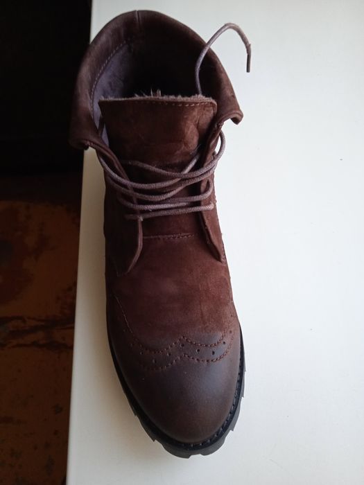 Новая кожаная обувь