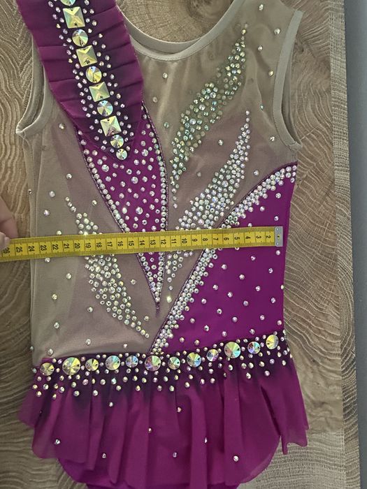 Costum gimnastica ritmica