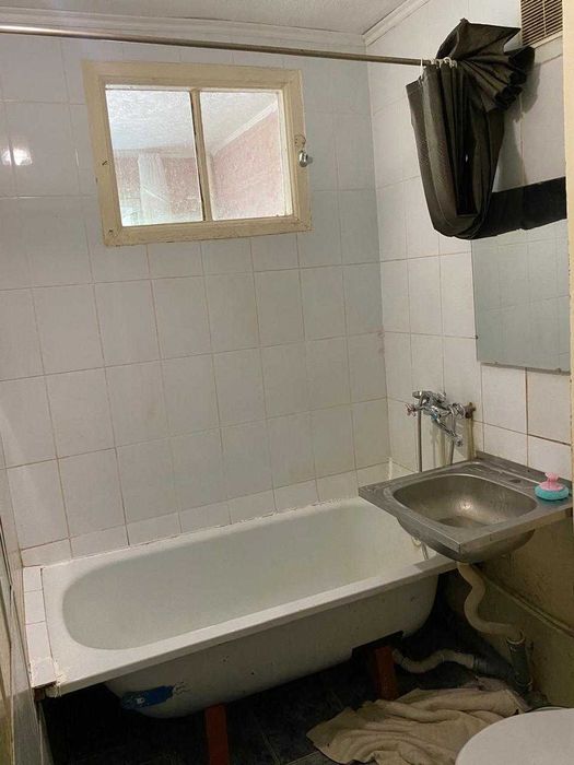 Продам 2-х комнатную квартиру, срочно.