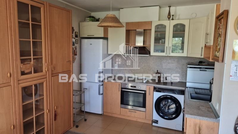Продава се Двустаен апартамент в София, Свобода - 64 кв.м за 2499 €/кв.м - Снимка #1