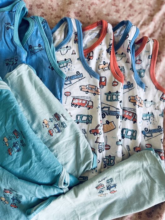 Голям лот бельо за момче.