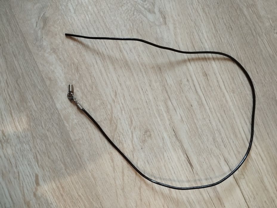 Шнурок для кулона