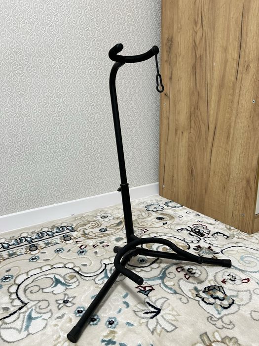 Продаю комплект для гитары: