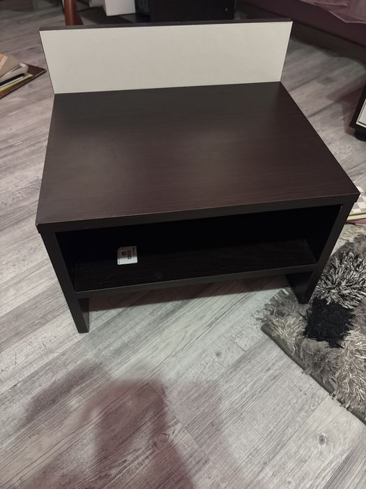 Noptiera culoare inchisa