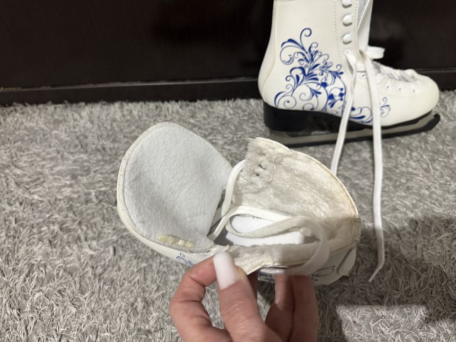 Patine iarna pentru dama