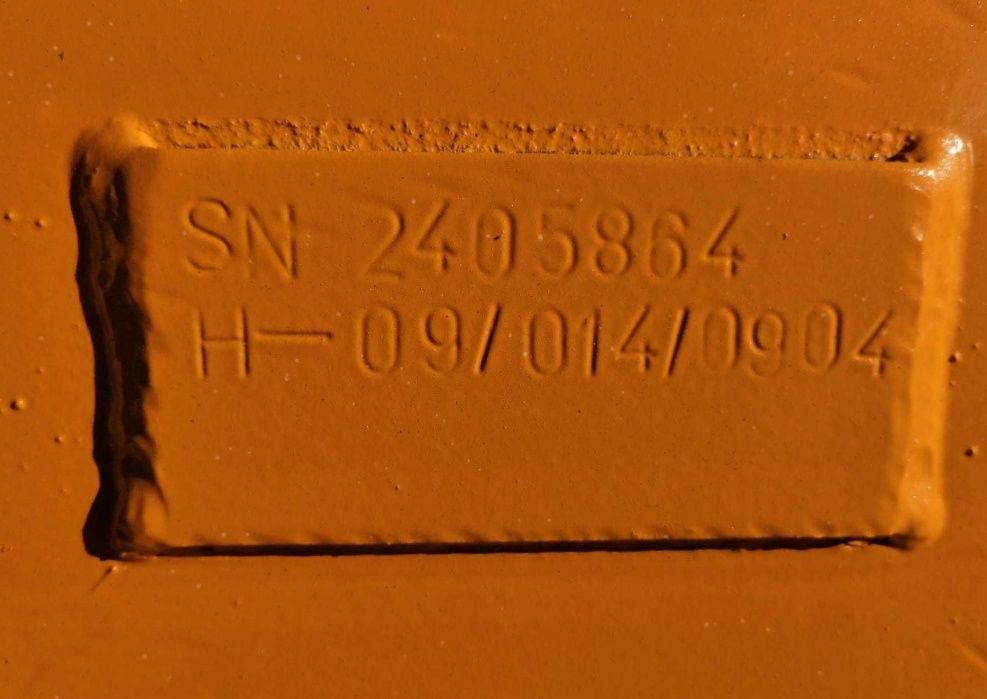 Cupa pentru incarcator frontal marca CASE