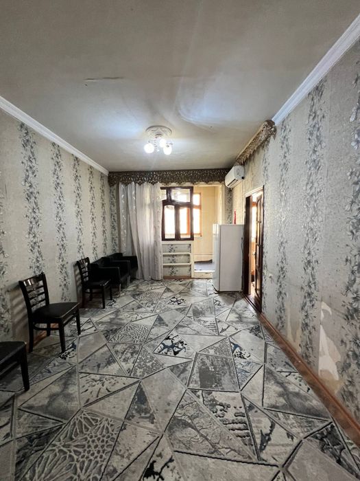 ПАНЕЛЬНЫЙ массив(Базарчик)! Риэлтор! Дешёвая цена! Срочно сдам!!!