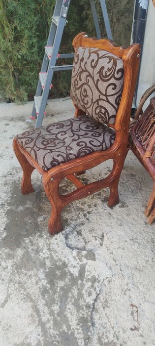 Продается деревянные стулья
