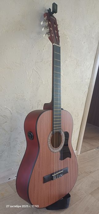 Гитара транс акустическая