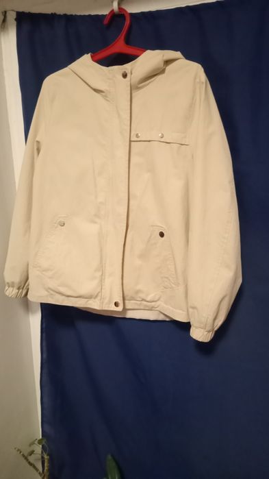 Vitrofka,yengil kurtkacha,kapshyonka