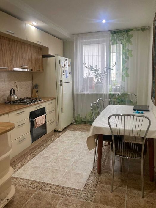 продам 3-х ком. квартиру в Наурызе