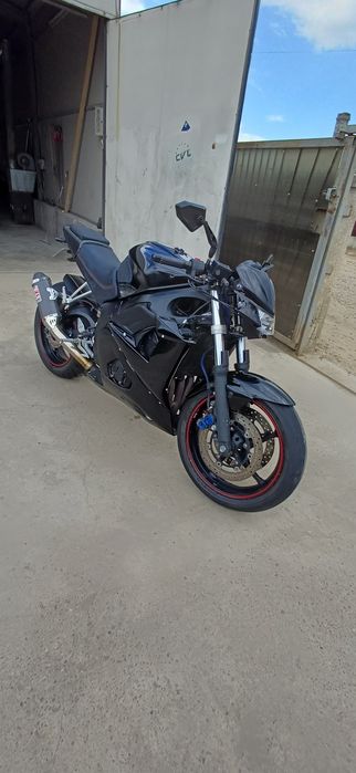 Yamaha r 6 2004 modificata dar avariata