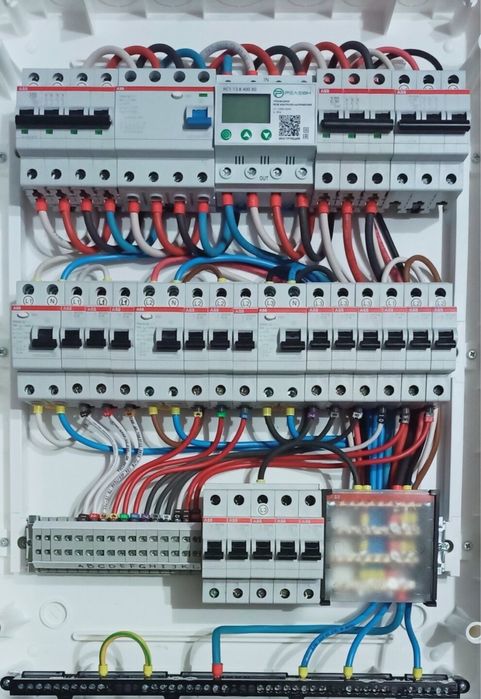 Elekrtik Xizmati 24/7 xizmatdamiz