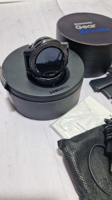 Samsung Galaxy Gear S3 Frontier - смарт часы