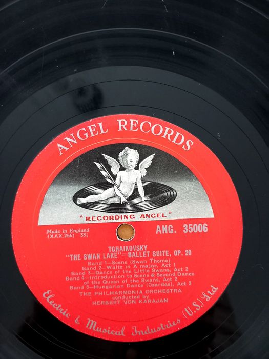 Продавам 5 бр. винилови плочи, класическа музика.