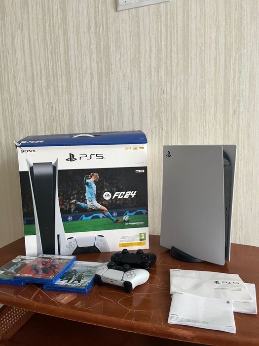 Playstation 5 в идеальном состоянии