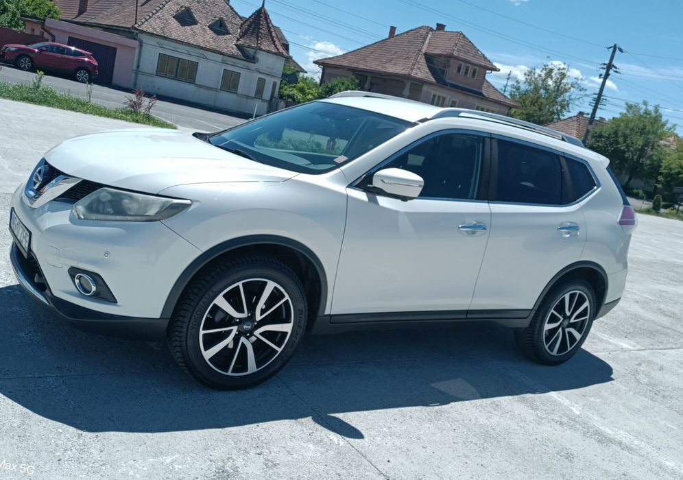 NISSAN X-Trail 2016