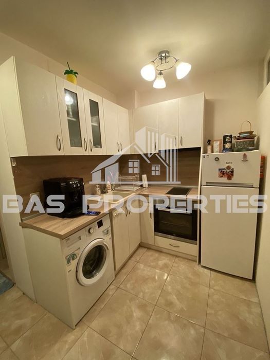 Продава се Тристаен апартамент в София, Кръстова вада - 66 кв.м за 1930 €/кв.м - Снимка #1