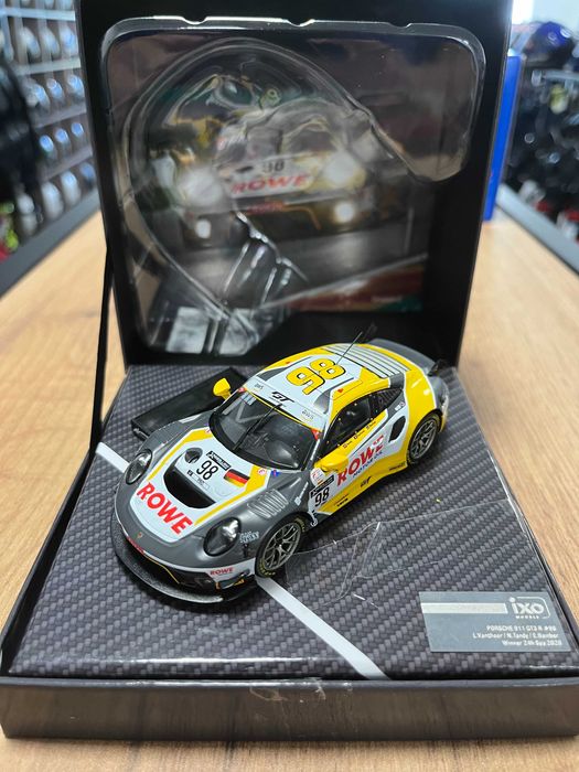 Колекционерски модел метална количка IXO MODELS PORSCHE 911 GTR 24 SPA