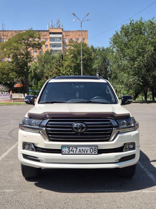 Прокат авто с водителем