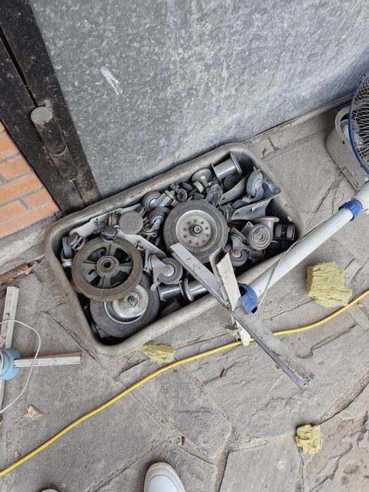 Колёса для тележек