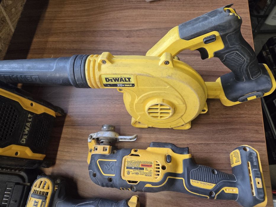 Set scule DEWALT