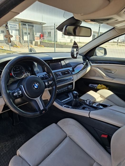 BMW Seria 5 F10 525d