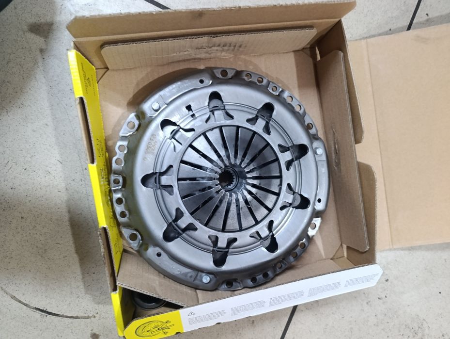 Пежо 407 продам авто