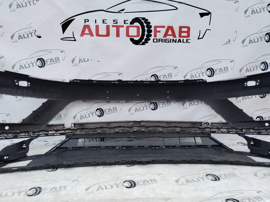 Bara fata Volkswagen Touareg 2 Facelift an 2015-2016-2017-2018