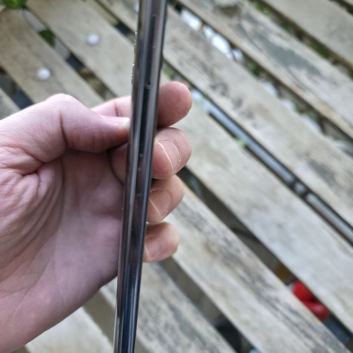 Продава се Huawei Mate 10 Pro