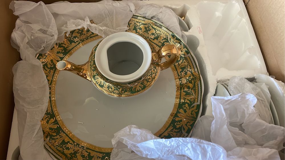 Продам сервис новый 122