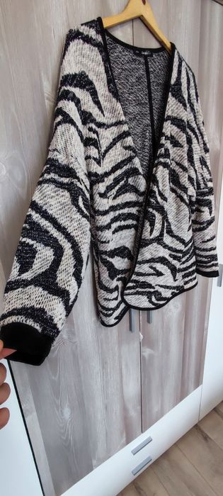 Черно палто ХЛ 46, жилетка зебра овърсайзд ХХЛ coat cardigan