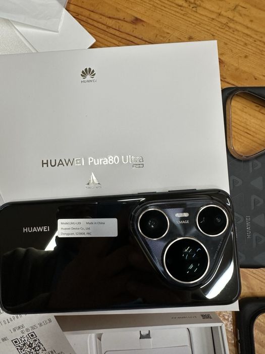 Телефон Huawei Pura80 Ultra