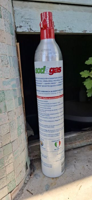 Butelie  SodaStream CO2, 400 grame CO2, plină nouă ,60-80 litri de sifon