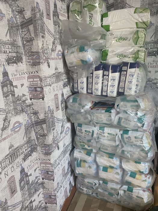 Памперс и плонка прадаию