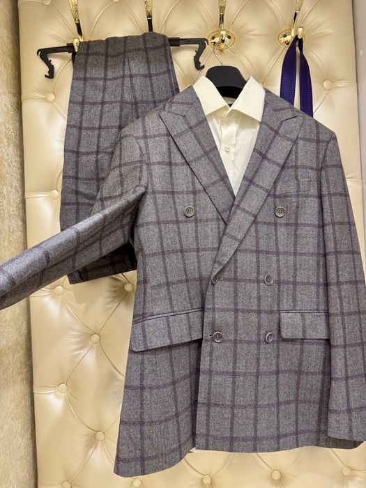 Срочно!Мужской костюм Renzo Rinaldi оригинал